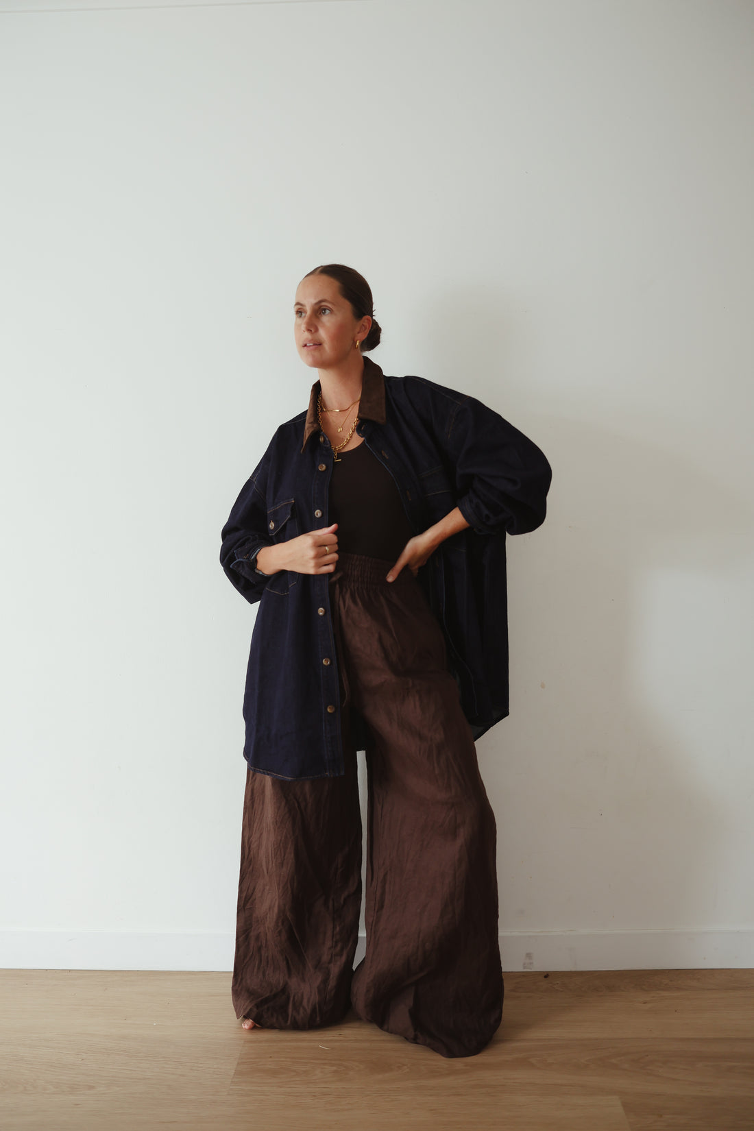 Sid Shirt 2.0 - Dark Denim Shirt With Brown Cord Collar