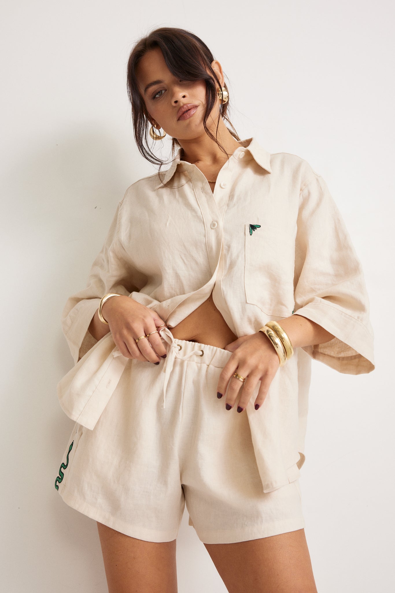 Miranda Embroidered Linen Shorts - Beige