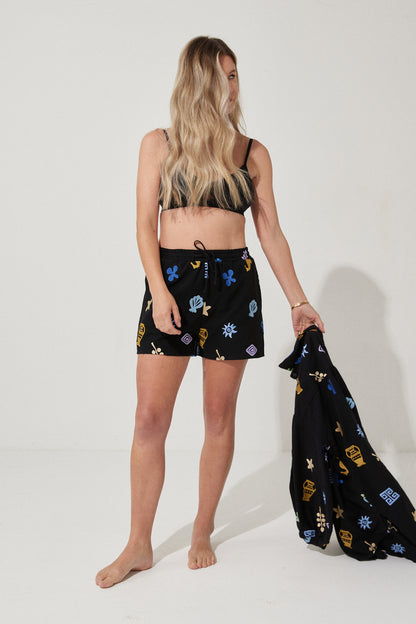 Sandy Embroidered Shorts - Black